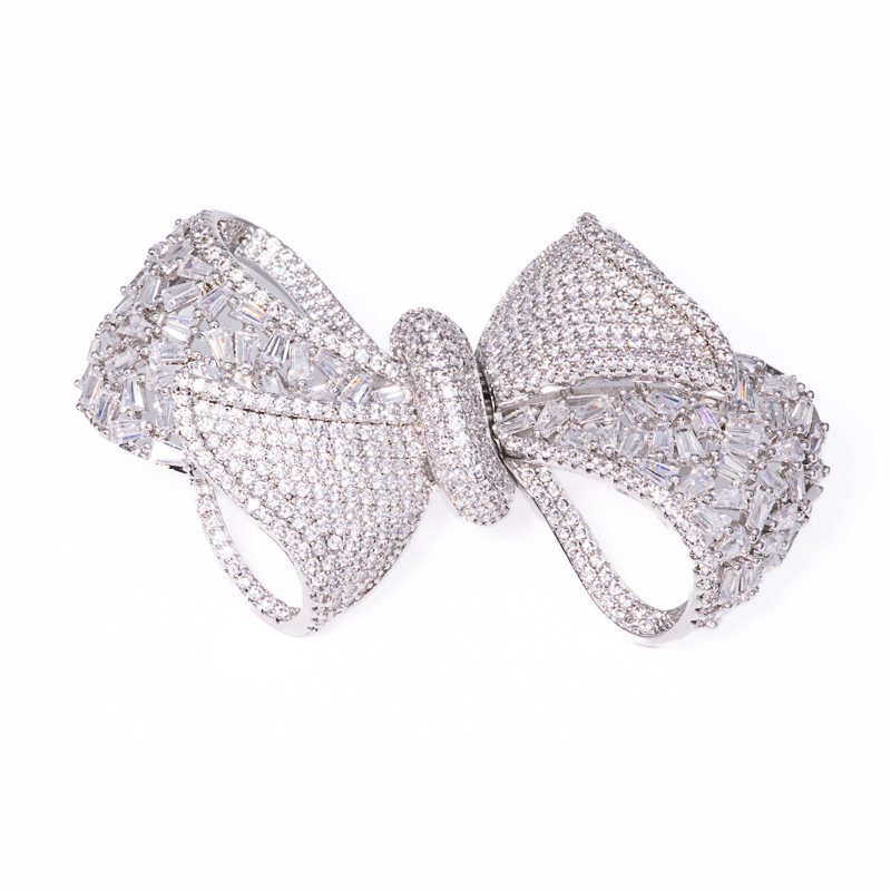 Arco Diamante Silver Brooch 925