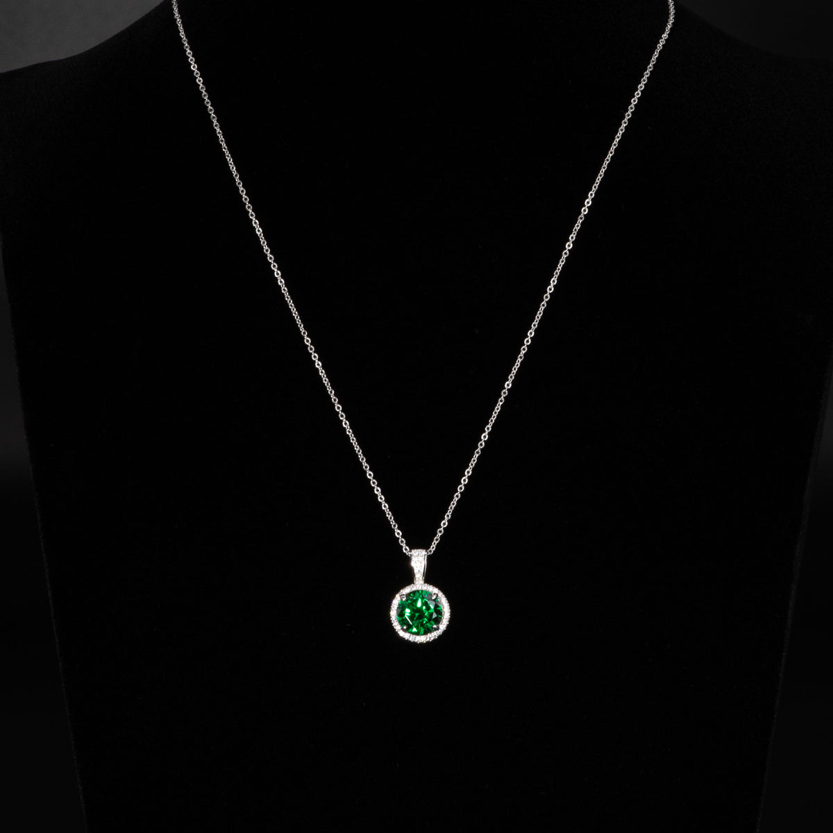 Lusso Girare Emerald Necklace