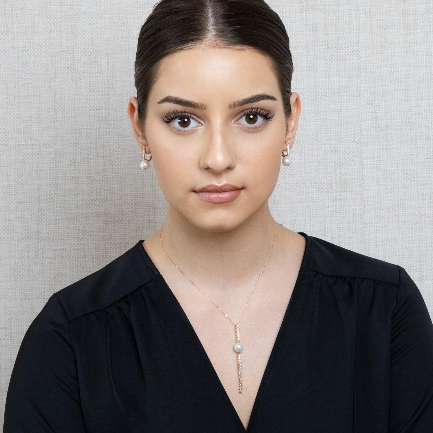 Lusso Pearl Drop Golden Necklace 925