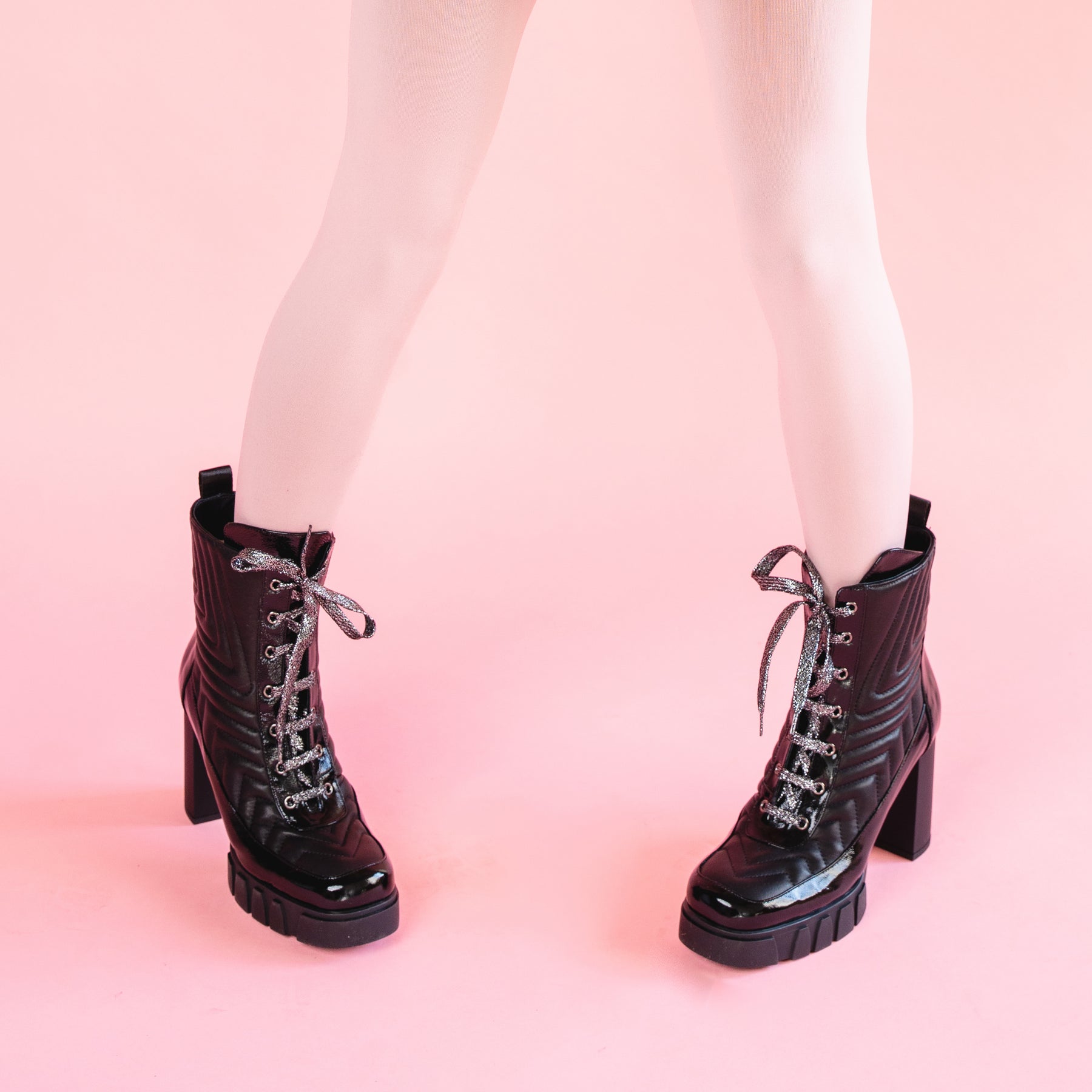 Zoya Boot