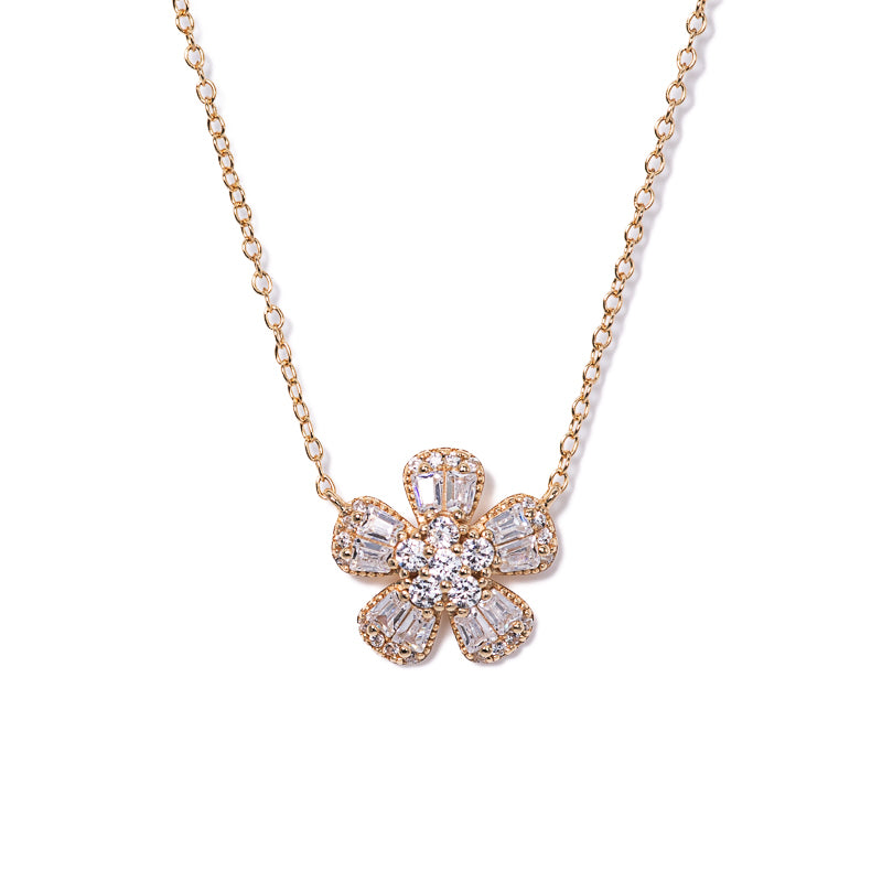 Lusso Fiore Diamond Golden Necklace 925