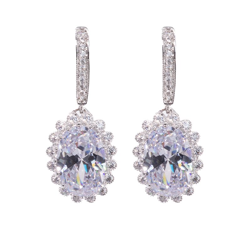 Ovale Diamante Drop Earrings