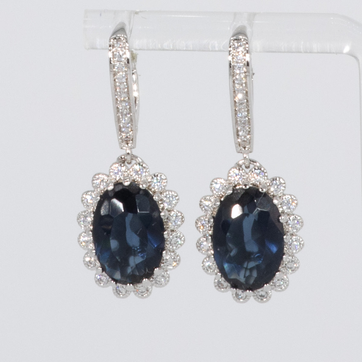 Lusso Ovale Onyx Drop Earrings