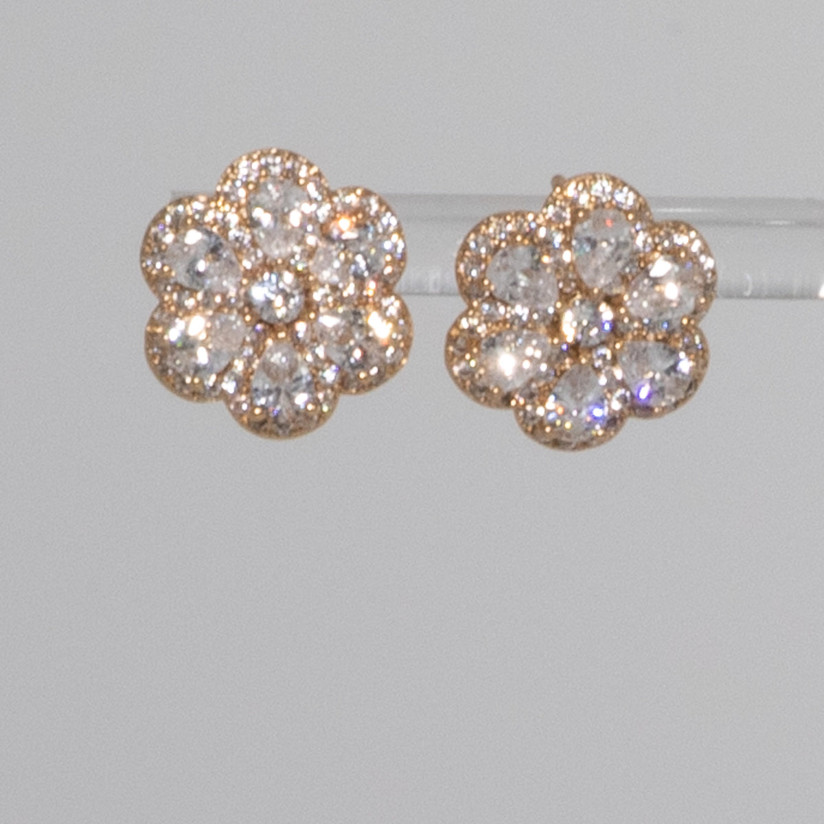 Lusso Fiore Diamond Golden Earrings