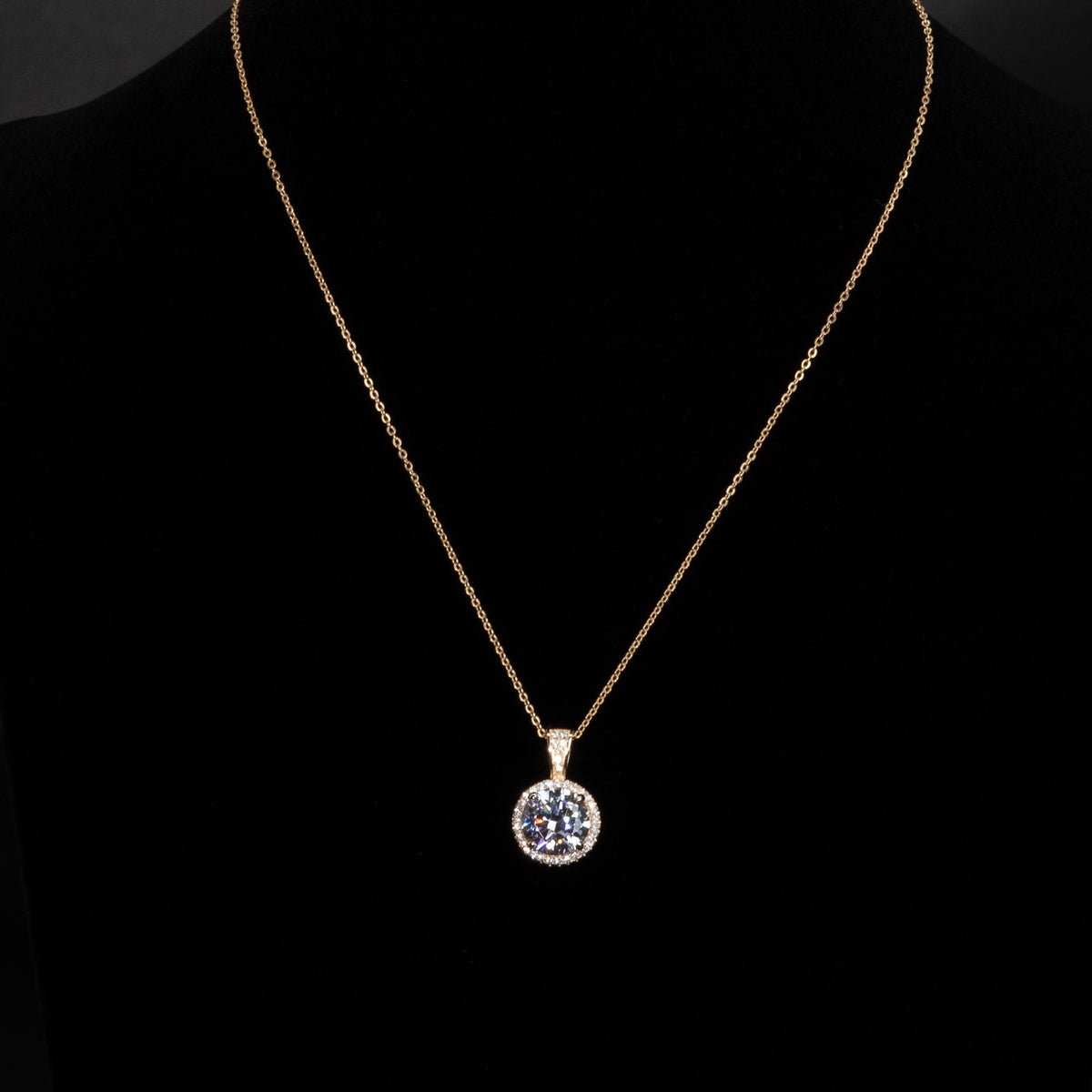 Lusso Cerchio Diamond Gold Necklace