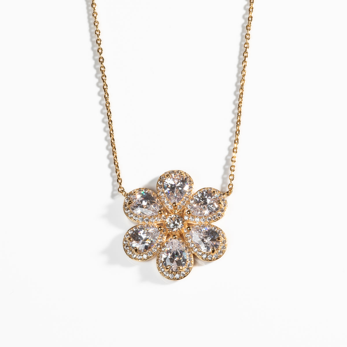 Lusso Fiore Diamond Golden Necklace